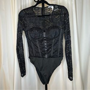 Lace body suit